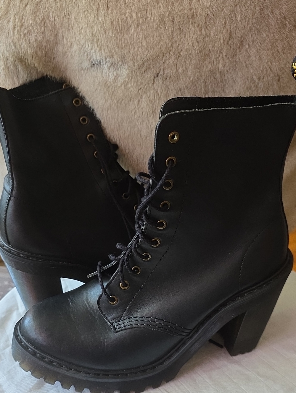 Kendra Dr. Martens Black Leather Lace-Up Heeled Ankle Boots - Picture 3 of 11